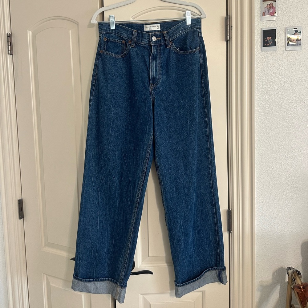 Abercrombie & Fitch Women’s The Loose High Rise Blue Jeans
